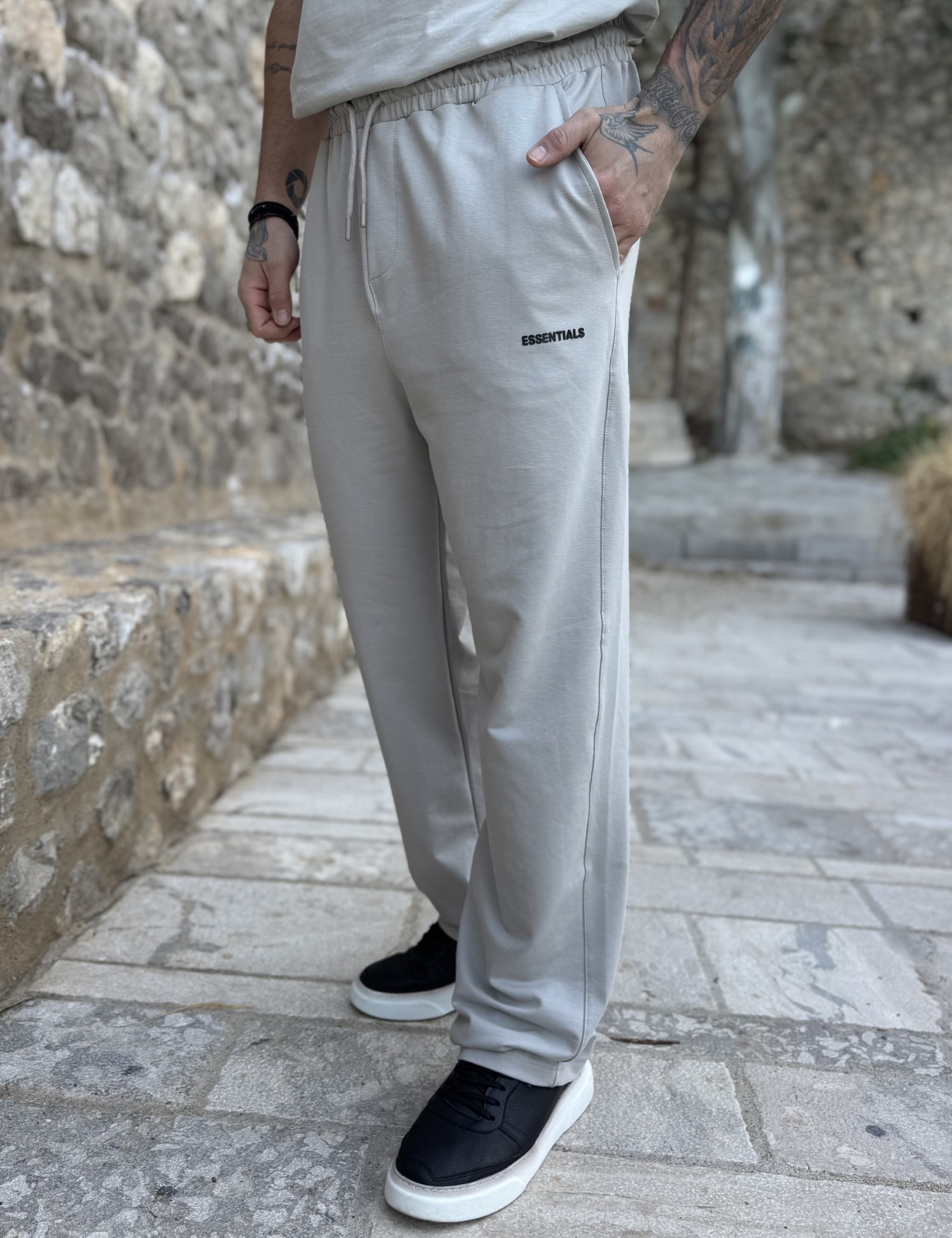 Ανδρική γκρι φόρμα ίσια με λογότυπο στο πλάι ES307 φωτογραφία